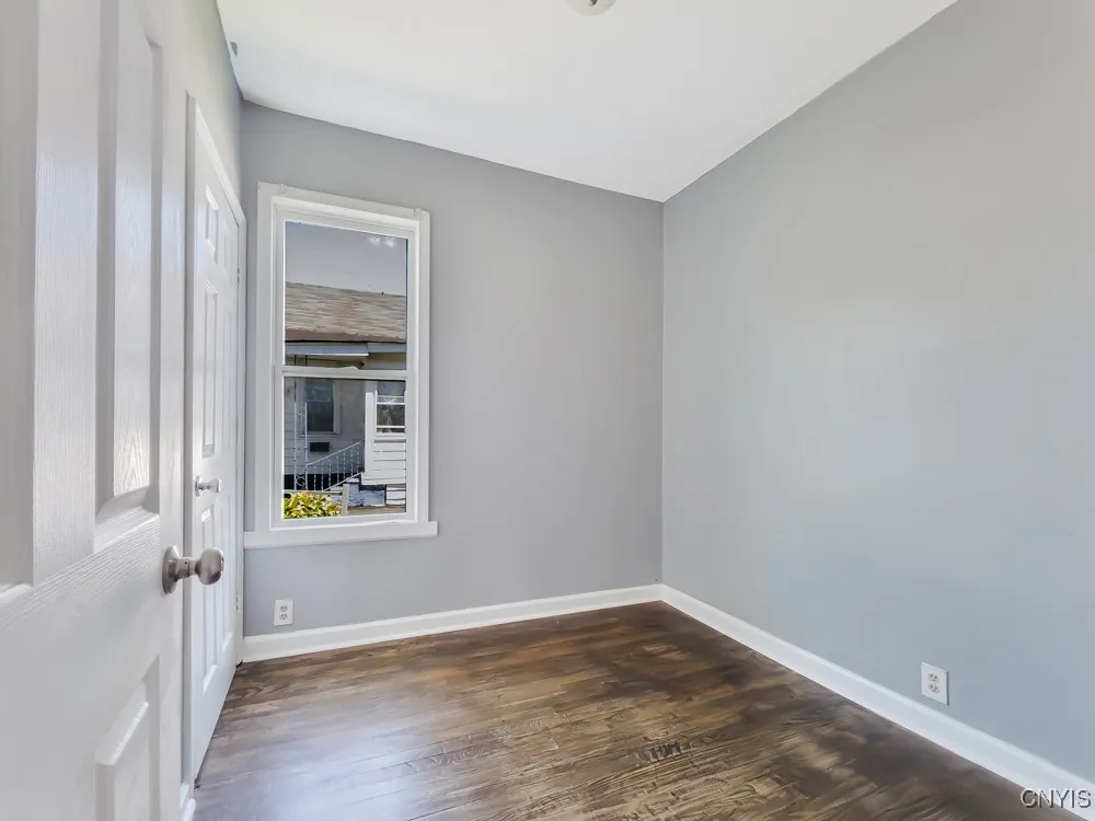 106 Culbert Street, Syracuse, New York 13208, Syracuse, New York 13208, 12 Bedrooms Bedrooms, ,4 BathroomsBathrooms,Residential,For Sale,106 Culbert Street, Syracuse, New York 13208,S1625472