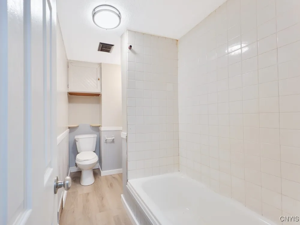 106 Culbert Street, Syracuse, New York 13208, Syracuse, New York 13208, 12 Bedrooms Bedrooms, ,4 BathroomsBathrooms,Residential,For Sale,106 Culbert Street, Syracuse, New York 13208,S1625472