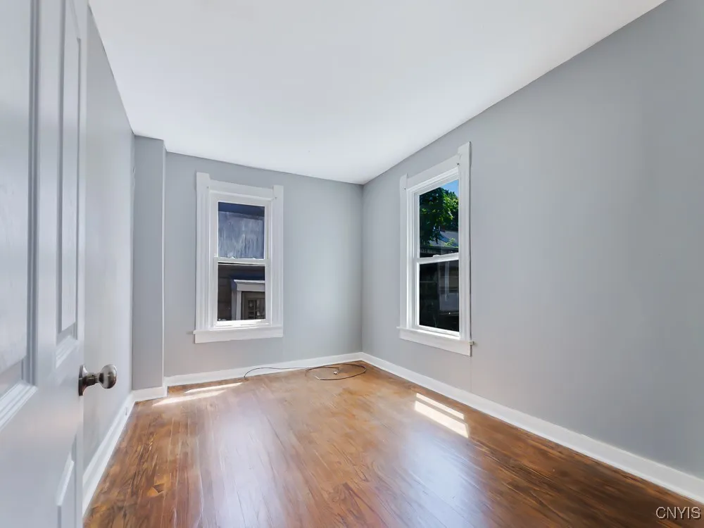 106 Culbert Street, Syracuse, New York 13208, Syracuse, New York 13208, 12 Bedrooms Bedrooms, ,4 BathroomsBathrooms,Residential,For Sale,106 Culbert Street, Syracuse, New York 13208,S1625472