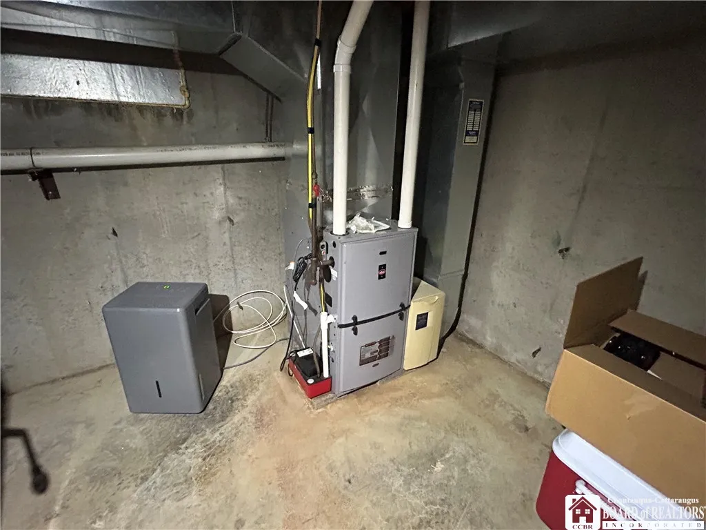 256 Bragg Road, Carroll, New York 14738, Carroll, New York 14738, 2 Bedrooms Bedrooms, 5 Rooms Rooms,2 BathroomsBathrooms,Residential,For Sale,256 Bragg Road, Carroll, New York 14738,R1623918