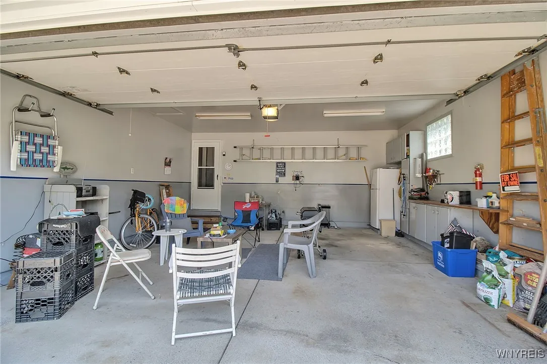 6917 Colonial Drive, Niagara, New York 14305, Niagara, New York 14305, 4 Bedrooms Bedrooms, 7 Rooms Rooms,2 BathroomsBathrooms,Residential,For Sale,6917 Colonial Drive, Niagara, New York 14305,B1623585