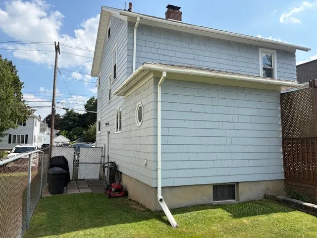 478 Roe Avenue, Elmira City, New York 14901, Elmira City, New York 14901, 3 Bedrooms Bedrooms, 6 Rooms Rooms,1 BathroomBathrooms,Residential,For Sale,478 Roe Avenue, Elmira City, New York 14901,R1625553