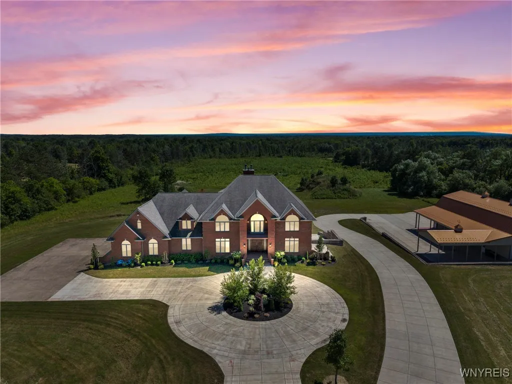 855 Sturgeon Point Road, Evans, New York 14047, Evans, New York 14047, 6 Bedrooms Bedrooms, 30 Rooms Rooms,7 BathroomsBathrooms,Residential,For Sale,855 Sturgeon Point Road, Evans, New York 14047,B1624983
