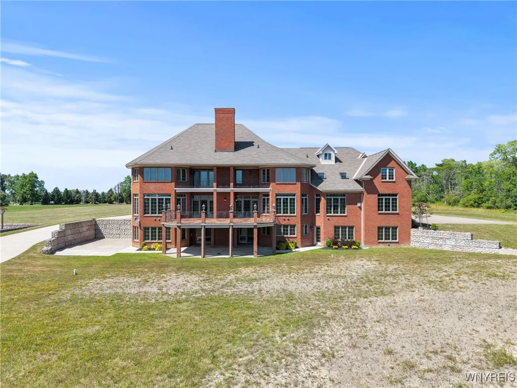 855 Sturgeon Point Road, Evans, New York 14047, Evans, New York 14047, 6 Bedrooms Bedrooms, 30 Rooms Rooms,7 BathroomsBathrooms,Residential,For Sale,855 Sturgeon Point Road, Evans, New York 14047,B1624983