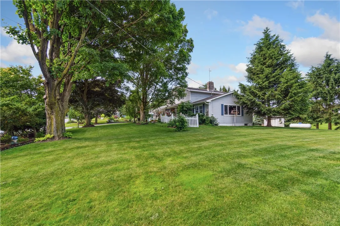 2666 Himrod Road, Milo, New York 14527, Milo, New York 14527, 4 Bedrooms Bedrooms, 11 Rooms Rooms,2 BathroomsBathrooms,Residential,Closed,2666 Himrod Road, Milo, New York 14527,0,R1624638