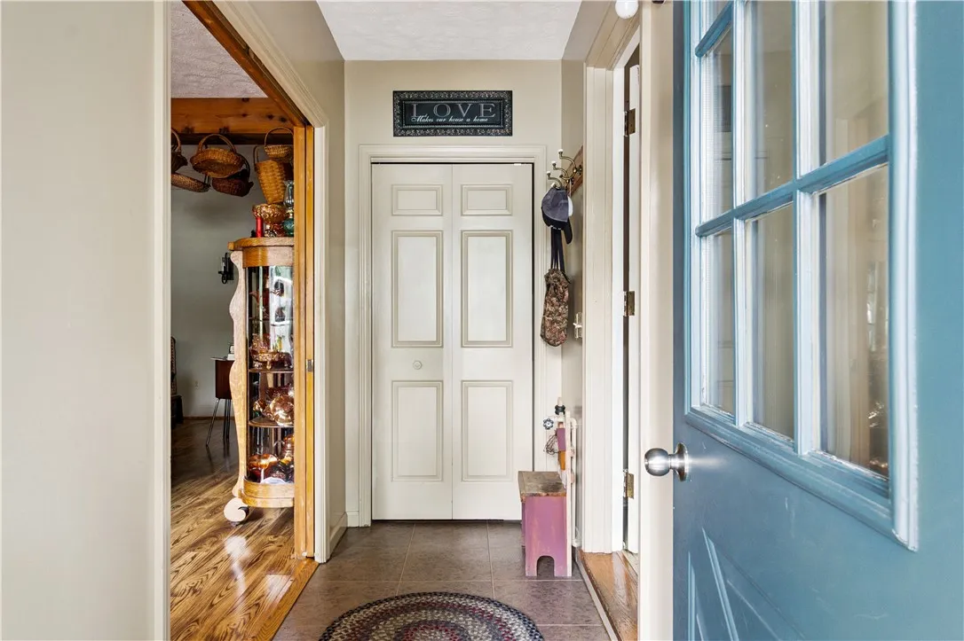 2666 Himrod Road, Milo, New York 14527, Milo, New York 14527, 4 Bedrooms Bedrooms, 11 Rooms Rooms,2 BathroomsBathrooms,Residential,Closed,2666 Himrod Road, Milo, New York 14527,0,R1624638