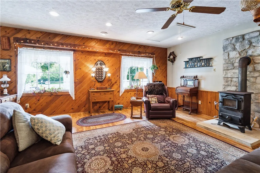 2666 Himrod Road, Milo, New York 14527, Milo, New York 14527, 4 Bedrooms Bedrooms, 11 Rooms Rooms,2 BathroomsBathrooms,Residential,Closed,2666 Himrod Road, Milo, New York 14527,0,R1624638