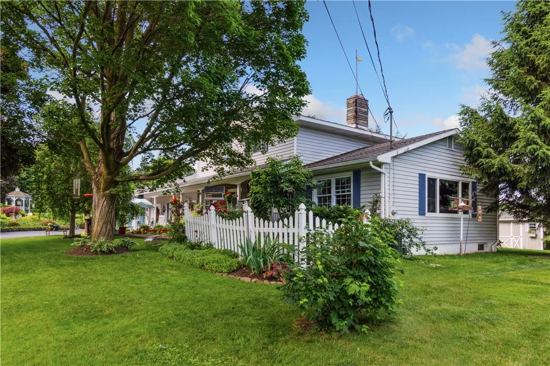 2666 Himrod Road, Milo, New York 14527, Milo, New York 14527, 4 Bedrooms Bedrooms, 11 Rooms Rooms,2 BathroomsBathrooms,Residential,Closed,2666 Himrod Road, Milo, New York 14527,0,R1624638