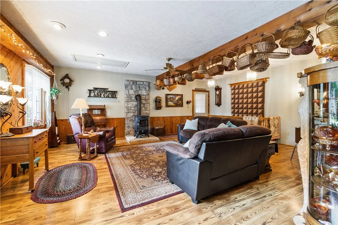 2666 Himrod Road, Milo, New York 14527, Milo, New York 14527, 4 Bedrooms Bedrooms, 11 Rooms Rooms,2 BathroomsBathrooms,Residential,Closed,2666 Himrod Road, Milo, New York 14527,0,R1624638