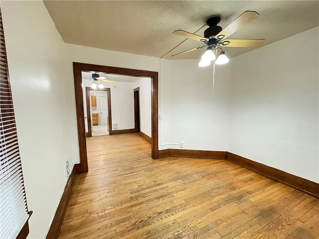 145 Hamilton Street 143, Rochester, New York 14620, Rochester, New York 14620, 6 Bedrooms Bedrooms, ,2 BathroomsBathrooms,Residential,For Sale,145 Hamilton Street 143, Rochester, New York 14620,R1624611