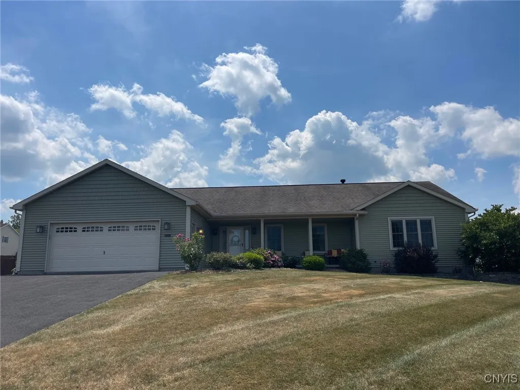 124 Willow Tree Terrace, Oneida, New York 13421, Oneida, New York 13421, 3 Bedrooms Bedrooms, 8 Rooms Rooms,2 BathroomsBathrooms,Residential,Closed,124 Willow Tree Terrace, Oneida, New York 13421,0,S1625022