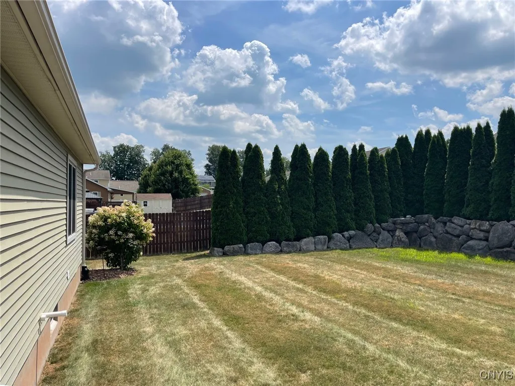 124 Willow Tree Terrace, Oneida, New York 13421, Oneida, New York 13421, 3 Bedrooms Bedrooms, 8 Rooms Rooms,2 BathroomsBathrooms,Residential,Closed,124 Willow Tree Terrace, Oneida, New York 13421,0,S1625022