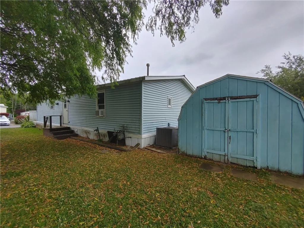 352 Sandy Brook Drive, Hamlin, New York 14464, Hamlin, New York 14464, 3 Bedrooms Bedrooms, 5 Rooms Rooms,2 BathroomsBathrooms,Residential,Closed,352 Sandy Brook Drive, Hamlin, New York 14464,0,R1625490