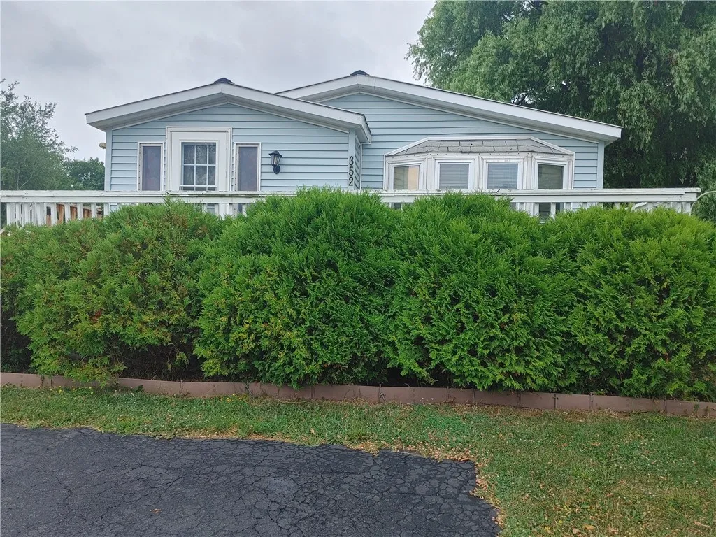 352 Sandy Brook Drive, Hamlin, New York 14464, Hamlin, New York 14464, 3 Bedrooms Bedrooms, 5 Rooms Rooms,2 BathroomsBathrooms,Residential,Closed,352 Sandy Brook Drive, Hamlin, New York 14464,0,R1625490