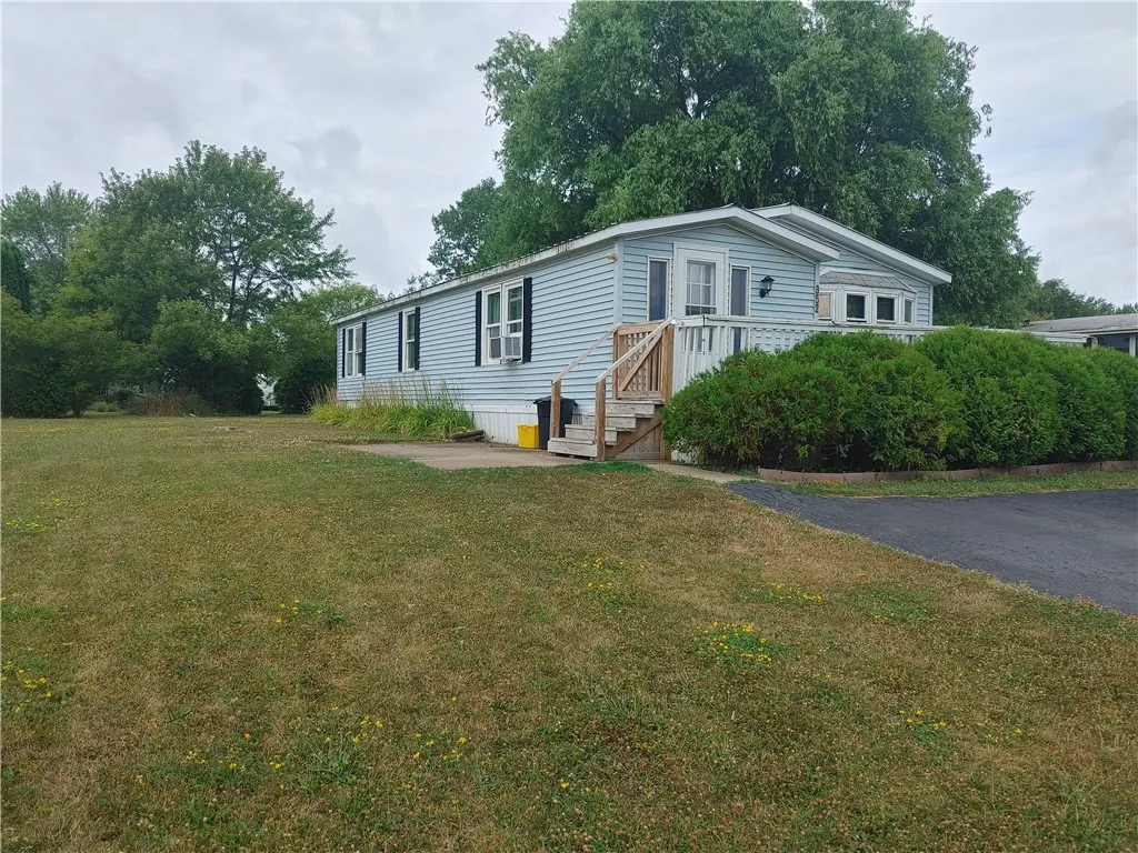 352 Sandy Brook Drive, Hamlin, New York 14464, Hamlin, New York 14464, 3 Bedrooms Bedrooms, 5 Rooms Rooms,2 BathroomsBathrooms,Residential,Closed,352 Sandy Brook Drive, Hamlin, New York 14464,0,R1625490