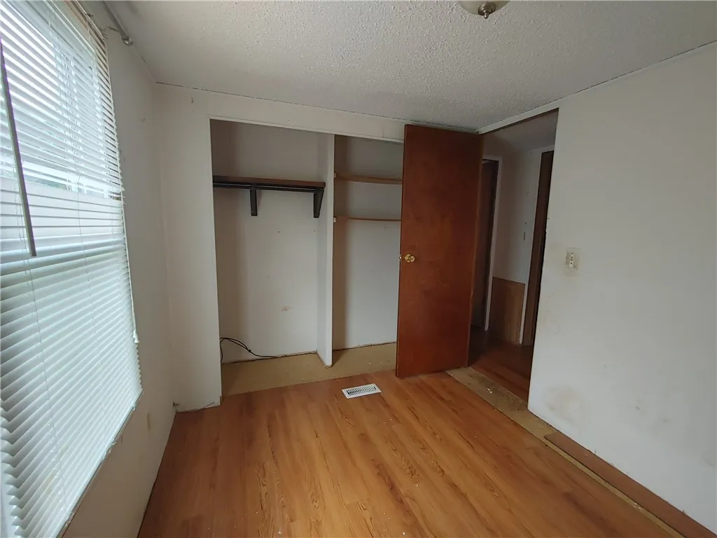 352 Sandy Brook Drive, Hamlin, New York 14464, Hamlin, New York 14464, 3 Bedrooms Bedrooms, 5 Rooms Rooms,2 BathroomsBathrooms,Residential,Closed,352 Sandy Brook Drive, Hamlin, New York 14464,0,R1625490