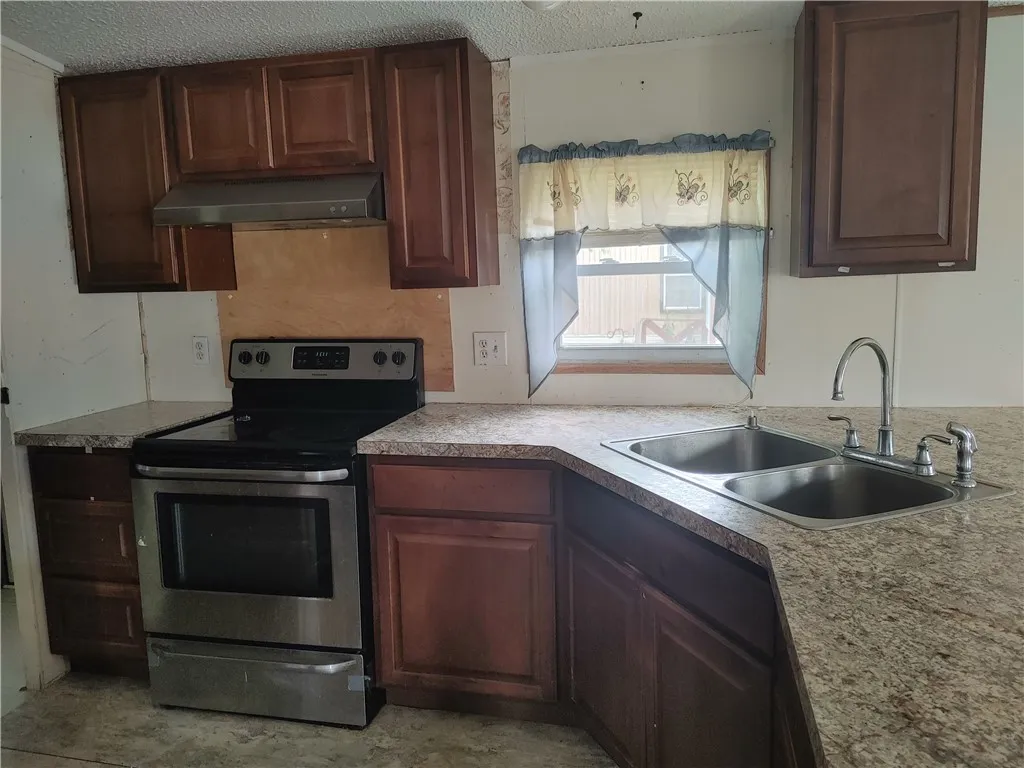 352 Sandy Brook Drive, Hamlin, New York 14464, Hamlin, New York 14464, 3 Bedrooms Bedrooms, 5 Rooms Rooms,2 BathroomsBathrooms,Residential,Closed,352 Sandy Brook Drive, Hamlin, New York 14464,0,R1625490