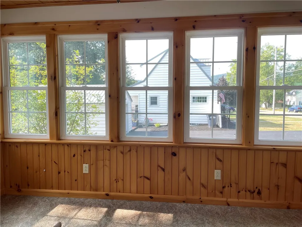 520 Larchmont Road, Elmira, New York 14905, Elmira, New York 14905, 3 Bedrooms Bedrooms, 7 Rooms Rooms,1 BathroomBathrooms,Residential,For Sale,520 Larchmont Road, Elmira, New York 14905,R1625500