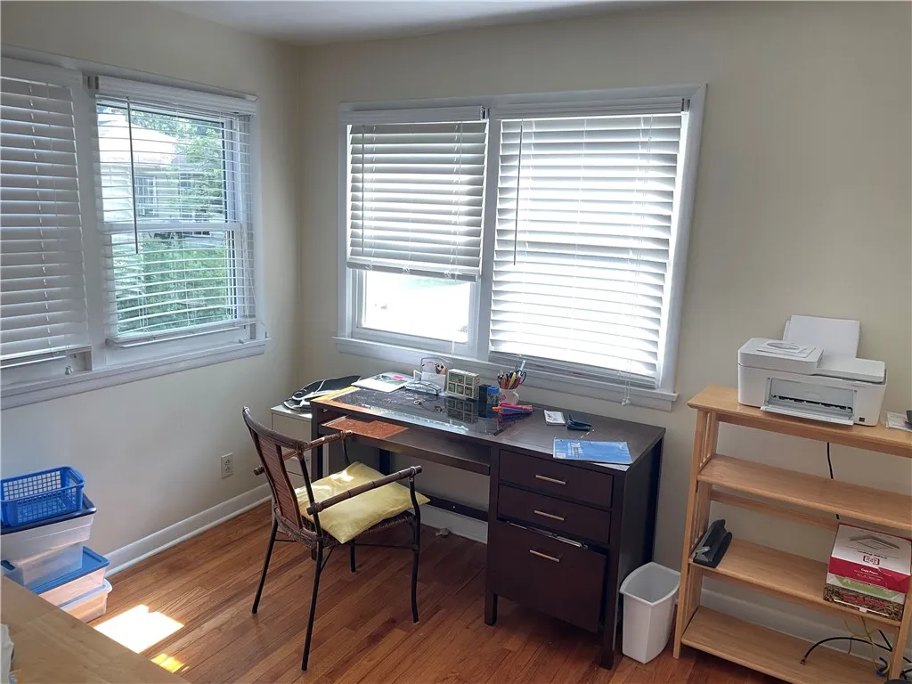 520 Larchmont Road, Elmira, New York 14905, Elmira, New York 14905, 3 Bedrooms Bedrooms, 7 Rooms Rooms,1 BathroomBathrooms,Residential,For Sale,520 Larchmont Road, Elmira, New York 14905,R1625500