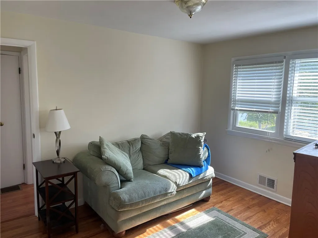 520 Larchmont Road, Elmira, New York 14905, Elmira, New York 14905, 3 Bedrooms Bedrooms, 7 Rooms Rooms,1 BathroomBathrooms,Residential,For Sale,520 Larchmont Road, Elmira, New York 14905,R1625500