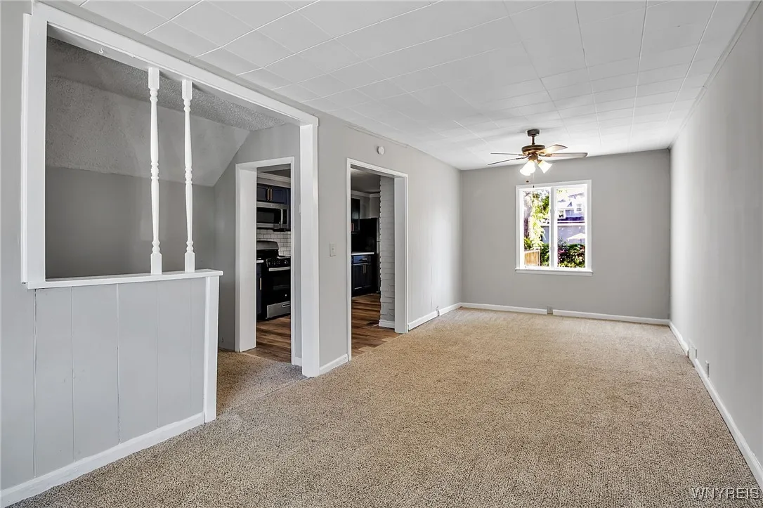 106 Gallatin Avenue, Buffalo, New York 14207, Buffalo, New York 14207, 3 Bedrooms Bedrooms, 6 Rooms Rooms,1 BathroomBathrooms,Residential,For Sale,106 Gallatin Avenue, Buffalo, New York 14207,B1624905