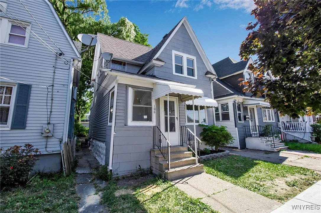 106 Gallatin Avenue, Buffalo, New York 14207, Buffalo, New York 14207, 3 Bedrooms Bedrooms, 6 Rooms Rooms,1 BathroomBathrooms,Residential,For Sale,106 Gallatin Avenue, Buffalo, New York 14207,B1624905