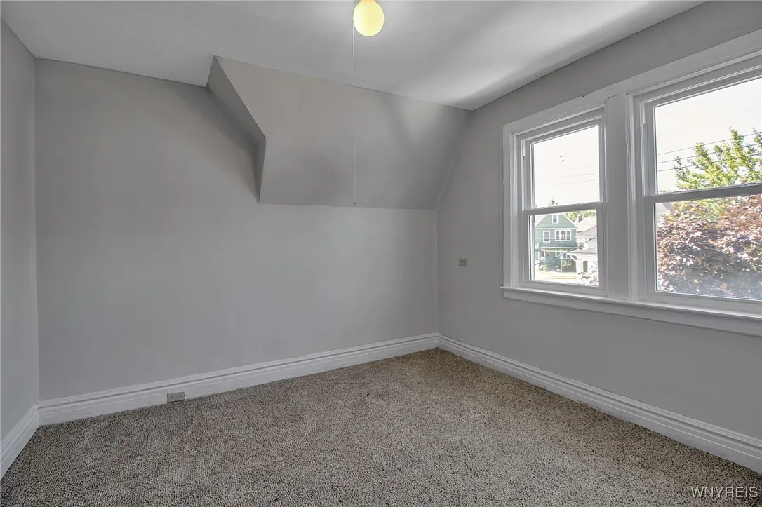 106 Gallatin Avenue, Buffalo, New York 14207, Buffalo, New York 14207, 3 Bedrooms Bedrooms, 6 Rooms Rooms,1 BathroomBathrooms,Residential,For Sale,106 Gallatin Avenue, Buffalo, New York 14207,B1624905