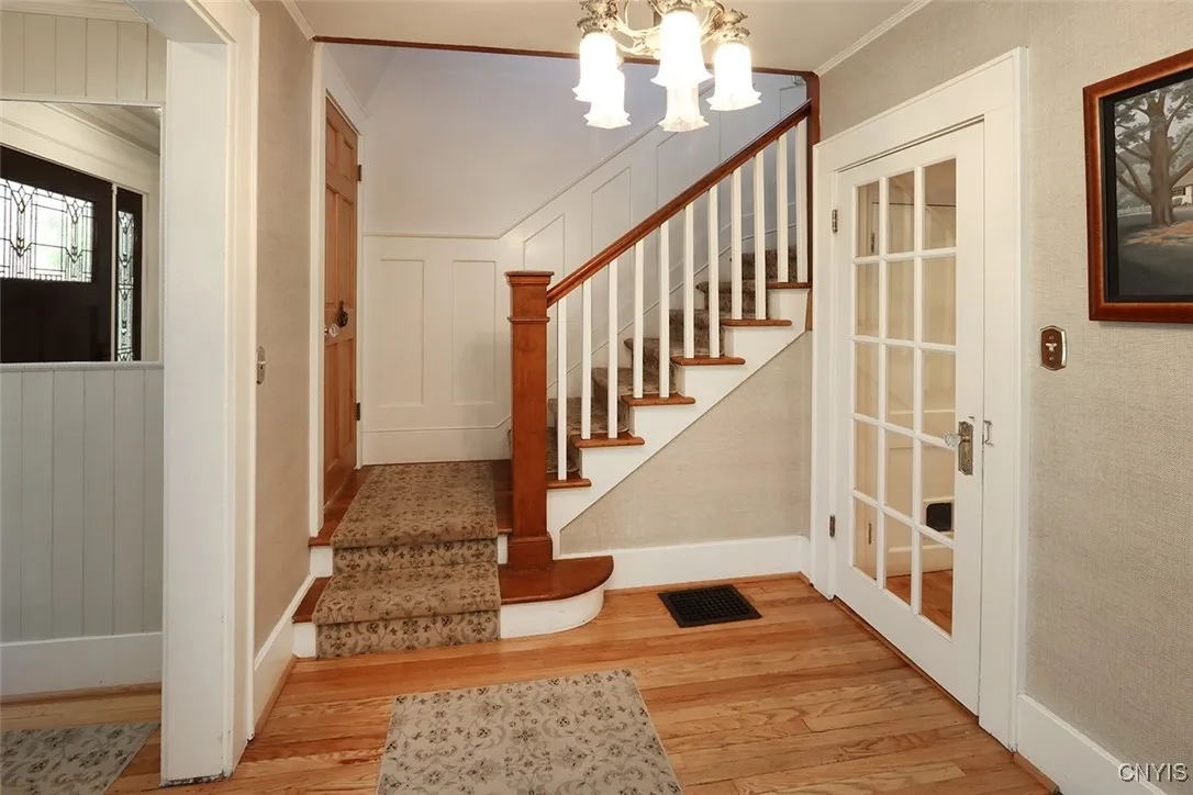 211 Collin Avenue, Manlius, New York 13066, Manlius, New York 13066, 5 Bedrooms Bedrooms, 11 Rooms Rooms,3 BathroomsBathrooms,Residential,For Sale,211 Collin Avenue, Manlius, New York 13066,S1625244