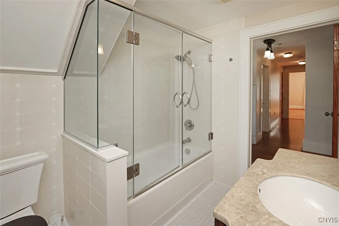 211 Collin Avenue, Manlius, New York 13066, Manlius, New York 13066, 5 Bedrooms Bedrooms, 11 Rooms Rooms,3 BathroomsBathrooms,Residential,For Sale,211 Collin Avenue, Manlius, New York 13066,S1625244