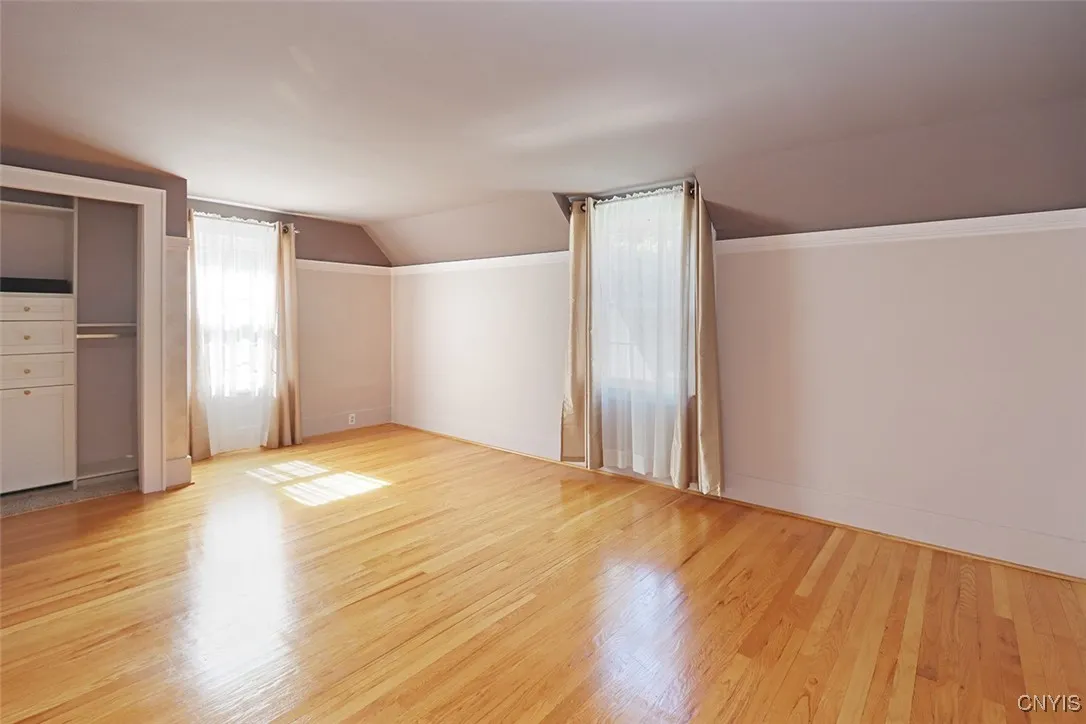 211 Collin Avenue, Manlius, New York 13066, Manlius, New York 13066, 5 Bedrooms Bedrooms, 11 Rooms Rooms,3 BathroomsBathrooms,Residential,For Sale,211 Collin Avenue, Manlius, New York 13066,S1625244