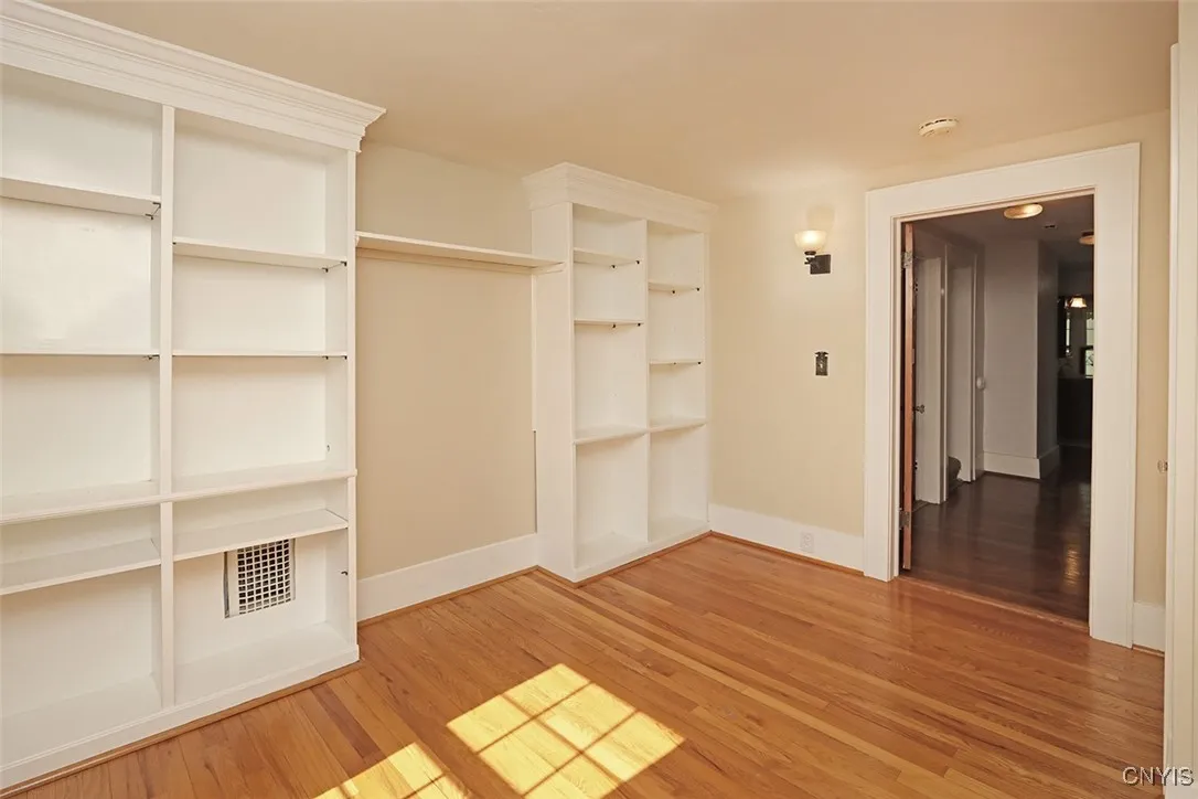 211 Collin Avenue, Manlius, New York 13066, Manlius, New York 13066, 5 Bedrooms Bedrooms, 11 Rooms Rooms,3 BathroomsBathrooms,Residential,For Sale,211 Collin Avenue, Manlius, New York 13066,S1625244