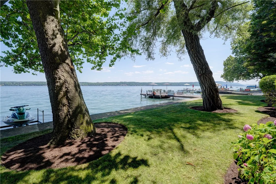 4535 Davidsons Landing Drive, Canandaigua Town, Ne, Canandaigua Town, New York 14424, 8 Bedrooms Bedrooms, 12 Rooms Rooms,4 BathroomsBathrooms,Residential,For Sale,4535 Davidsons Landing Drive, Canandaigua Town, Ne,R1623082