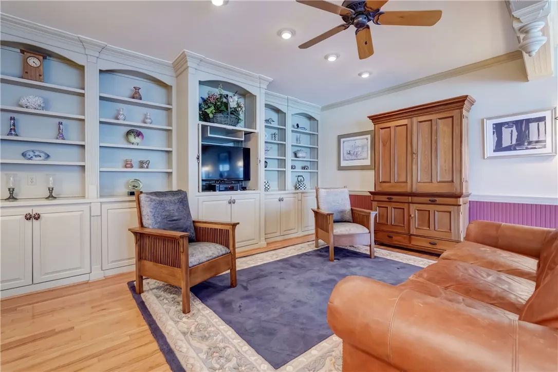 4535 Davidsons Landing Drive, Canandaigua Town, Ne, Canandaigua Town, New York 14424, 8 Bedrooms Bedrooms, 12 Rooms Rooms,4 BathroomsBathrooms,Residential,For Sale,4535 Davidsons Landing Drive, Canandaigua Town, Ne,R1623082