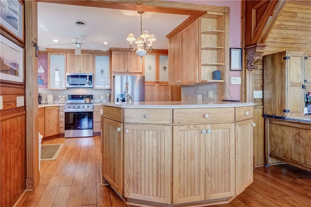 4535 Davidsons Landing Drive, Canandaigua Town, Ne, Canandaigua Town, New York 14424, 8 Bedrooms Bedrooms, 12 Rooms Rooms,4 BathroomsBathrooms,Residential,For Sale,4535 Davidsons Landing Drive, Canandaigua Town, Ne,R1623082