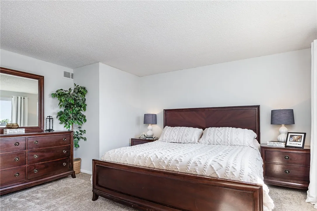 124 Surrey Hill Way, Henrietta, New York 14623, Henrietta, New York 14623, 2 Bedrooms Bedrooms, 5 Rooms Rooms,1 BathroomBathrooms,Residential,For Sale,124 Surrey Hill Way, Henrietta, New York 14623,R1621515