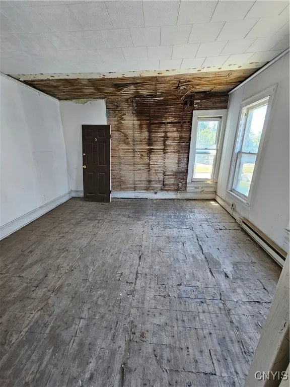 37 Arterial West, Auburn, New York 13021, Auburn, New York 13021, ,Commercial Sale,For Sale,37 Arterial West, Auburn, New York 13021,S1625199