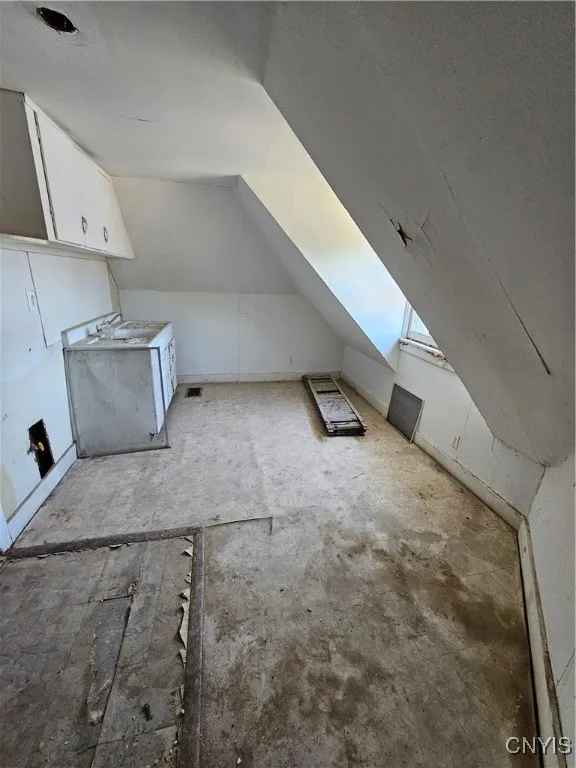 37 Arterial West, Auburn, New York 13021, Auburn, New York 13021, 7 Bedrooms Bedrooms, ,Multi Family,For Sale,37 Arterial West, Auburn, New York 13021,S1625420