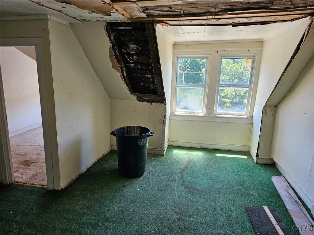 37 Arterial West, Auburn, New York 13021, Auburn, New York 13021, 7 Bedrooms Bedrooms, ,Multi Family,For Sale,37 Arterial West, Auburn, New York 13021,S1625420