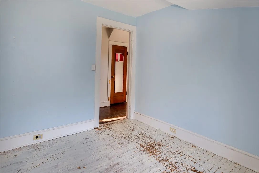 1244 West 1st Street, Elmira, New York 14905, Elmira, New York 14905, 2 Bedrooms Bedrooms, 7 Rooms Rooms,Residential,For Sale,1244 West 1st Street, Elmira, New York 14905,R1625068