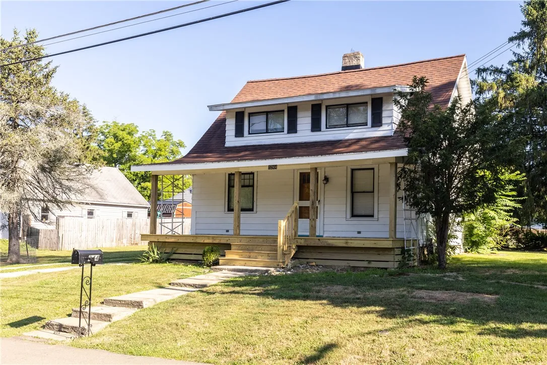 1244 West 1st Street, Elmira, New York 14905, Elmira, New York 14905, 2 Bedrooms Bedrooms, 7 Rooms Rooms,Residential,For Sale,1244 West 1st Street, Elmira, New York 14905,R1625068