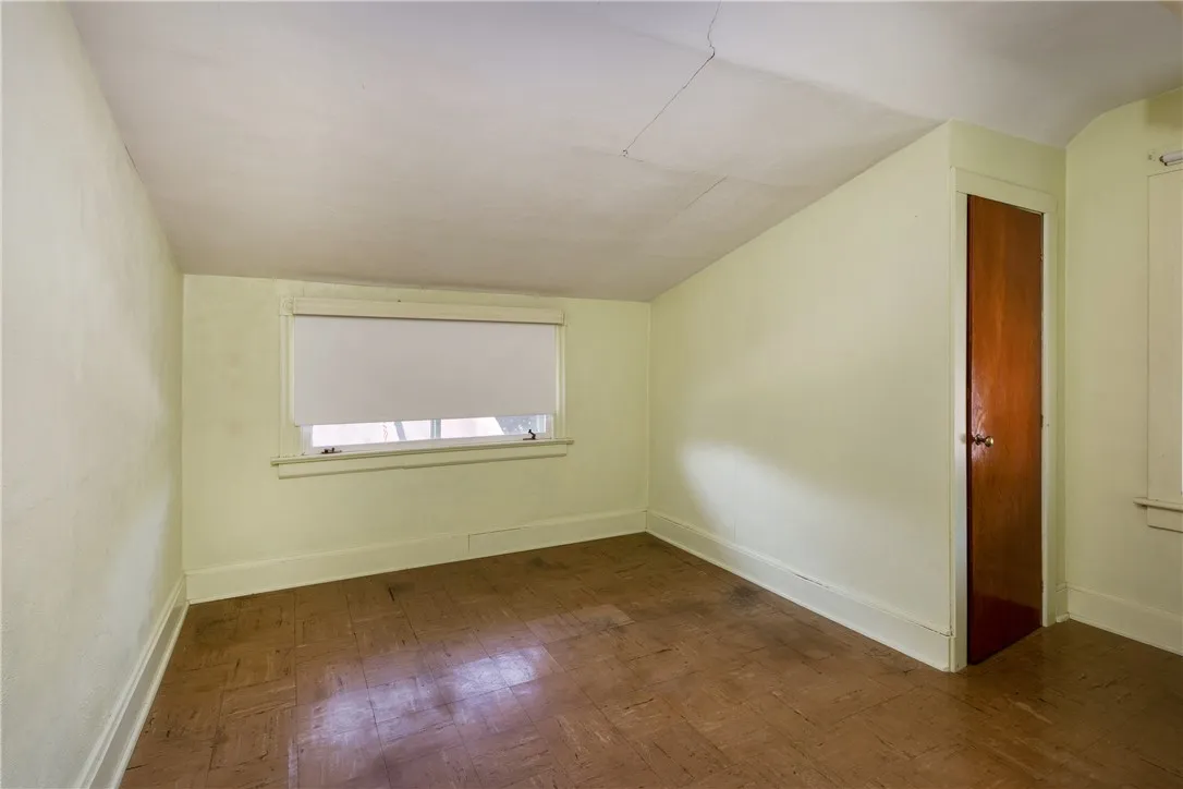 1244 West 1st Street, Elmira, New York 14905, Elmira, New York 14905, 2 Bedrooms Bedrooms, 7 Rooms Rooms,Residential,For Sale,1244 West 1st Street, Elmira, New York 14905,R1625068
