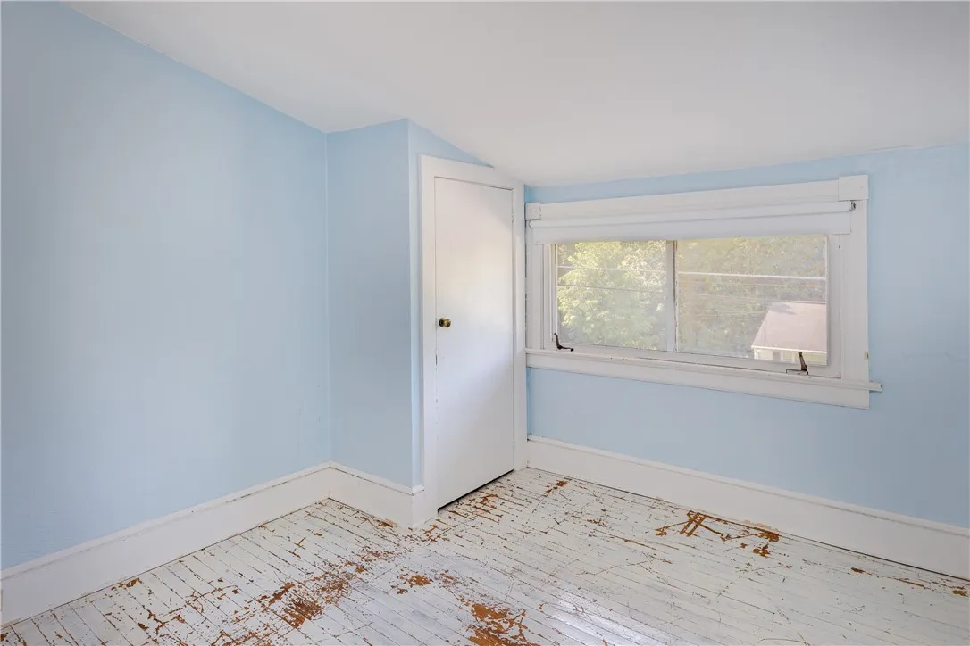 1244 West 1st Street, Elmira, New York 14905, Elmira, New York 14905, 2 Bedrooms Bedrooms, 7 Rooms Rooms,Residential,For Sale,1244 West 1st Street, Elmira, New York 14905,R1625068