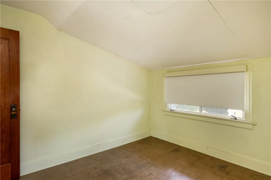 1244 West 1st Street, Elmira, New York 14905, Elmira, New York 14905, 2 Bedrooms Bedrooms, 7 Rooms Rooms,Residential,For Sale,1244 West 1st Street, Elmira, New York 14905,R1625068