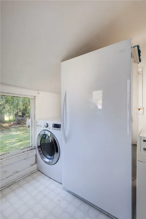 1244 West 1st Street, Elmira, New York 14905, Elmira, New York 14905, 2 Bedrooms Bedrooms, 7 Rooms Rooms,Residential,For Sale,1244 West 1st Street, Elmira, New York 14905,R1625068