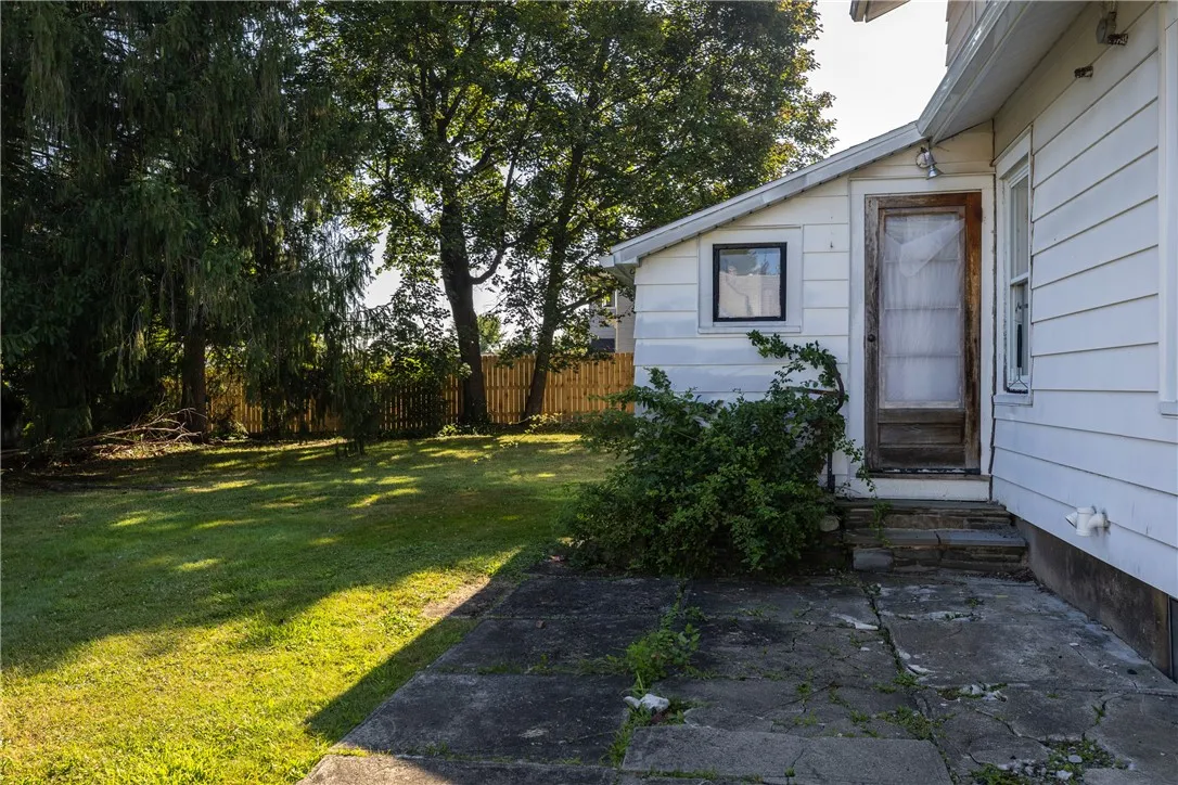 1244 West 1st Street, Elmira, New York 14905, Elmira, New York 14905, 2 Bedrooms Bedrooms, 7 Rooms Rooms,Residential,For Sale,1244 West 1st Street, Elmira, New York 14905,R1625068
