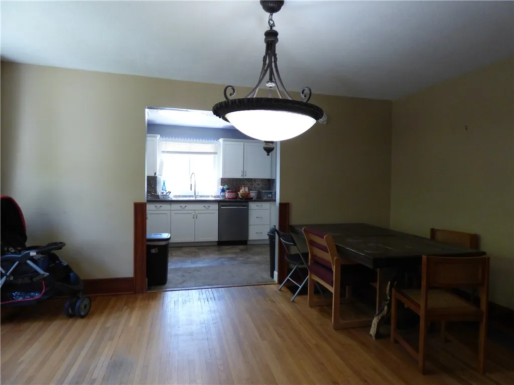 4891 West Ridge Road, Parma, New York 14559, Parma, New York 14559, 3 Bedrooms Bedrooms, 7 Rooms Rooms,1 BathroomBathrooms,Residential,For Sale,4891 West Ridge Road, Parma, New York 14559,R1625352