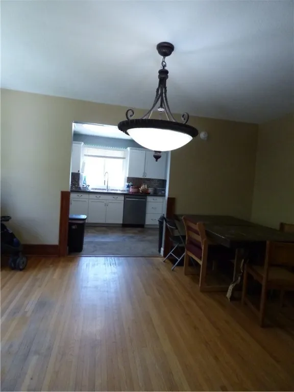 4891 West Ridge Road, Parma, New York 14559, Parma, New York 14559, 3 Bedrooms Bedrooms, 7 Rooms Rooms,1 BathroomBathrooms,Residential,For Sale,4891 West Ridge Road, Parma, New York 14559,R1625352
