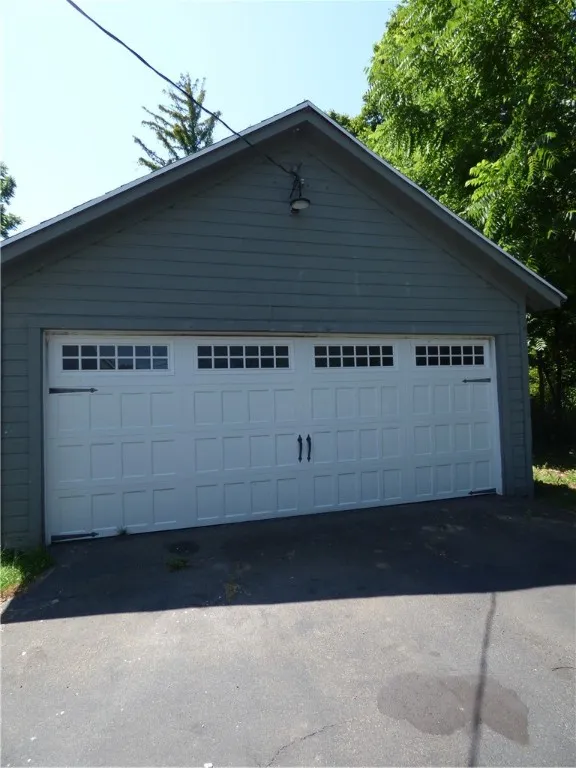 4891 West Ridge Road, Parma, New York 14559, Parma, New York 14559, 3 Bedrooms Bedrooms, 7 Rooms Rooms,1 BathroomBathrooms,Residential,For Sale,4891 West Ridge Road, Parma, New York 14559,R1625352