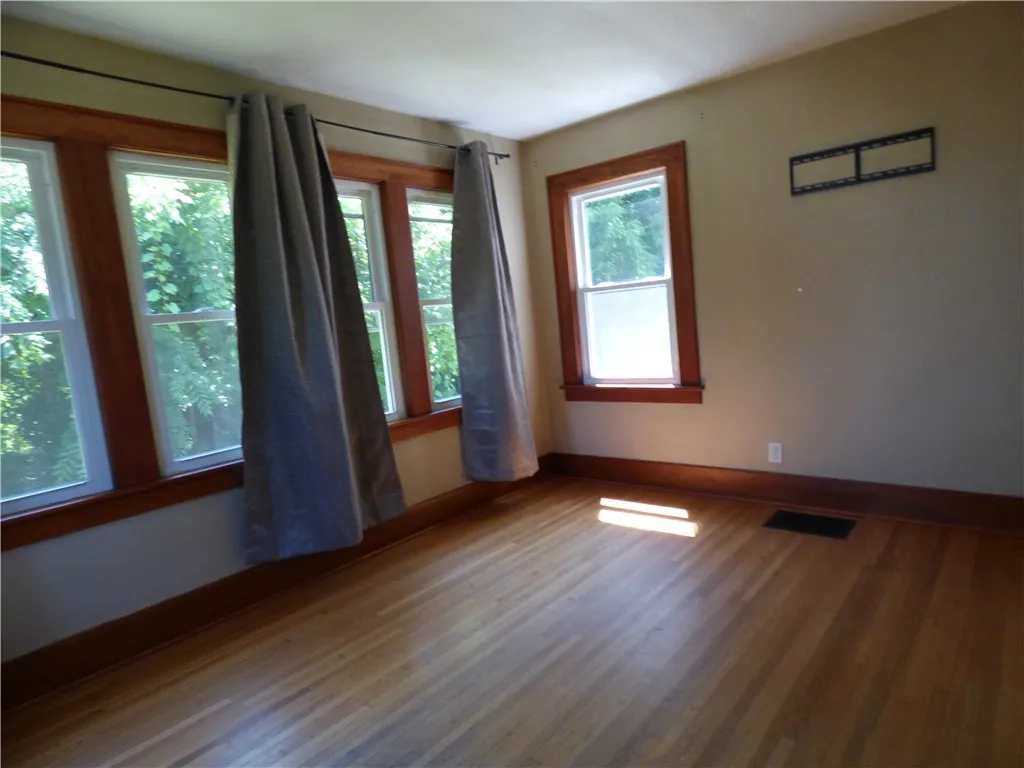 4891 West Ridge Road, Parma, New York 14559, Parma, New York 14559, 3 Bedrooms Bedrooms, 7 Rooms Rooms,1 BathroomBathrooms,Residential,For Sale,4891 West Ridge Road, Parma, New York 14559,R1625352