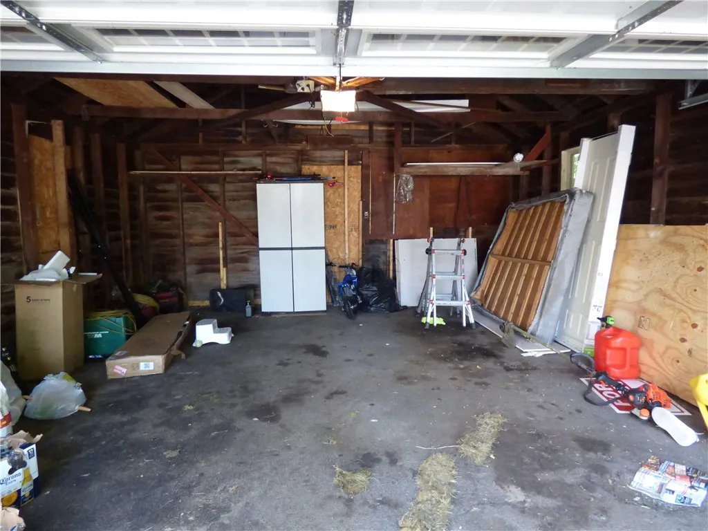 4891 West Ridge Road, Parma, New York 14559, Parma, New York 14559, 3 Bedrooms Bedrooms, 7 Rooms Rooms,1 BathroomBathrooms,Residential,For Sale,4891 West Ridge Road, Parma, New York 14559,R1625352